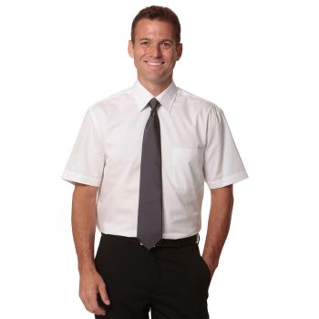 Winning Spirit Men’s Fine Twill Short Sleeve Shirt